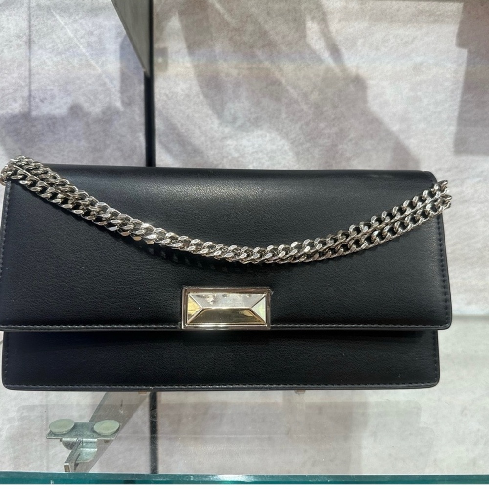 Steve Madden “Model” black purse
